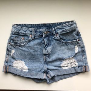 H&M distressed jean cutoff shorts